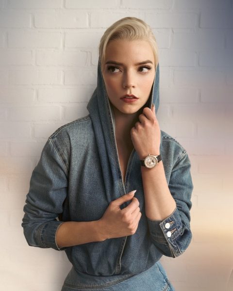 Anya Taylor Joy Jaeger LeCoultre Rendez Vous Moon01