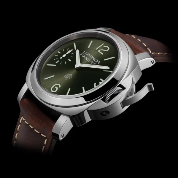 Panerai Luminor Logo 44mm Green Dial Boutique Exclusive PAM01624 calibre P6000 hand wound 3