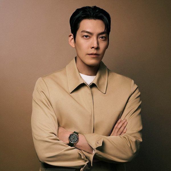 Classic and elegant. Kim Woo Bin is spotted wearing the latest Polaris collection in the new Jaeger LeCoultre video. @voguekoreaJaegerLeCoultre Polaris KimWooBin TheTimePlace 1