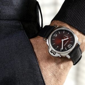 Panerai Luminor Due PAM01424, Maximalist Attitude with Burgundy Dial